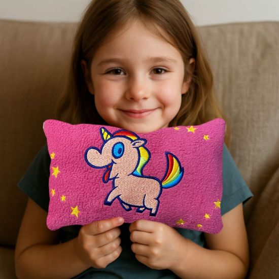 Picture of Kuschelkissen mit Regenbogen-Einhorn – Magie zum Anfassen!